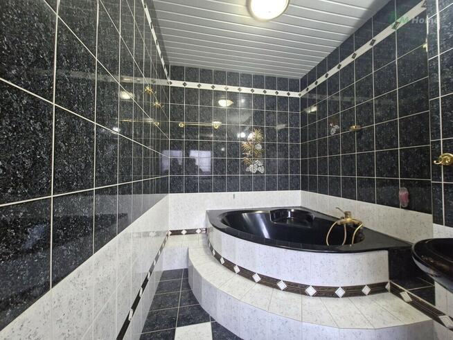 Białogard duży dom plus działka handlowo-usługowa.