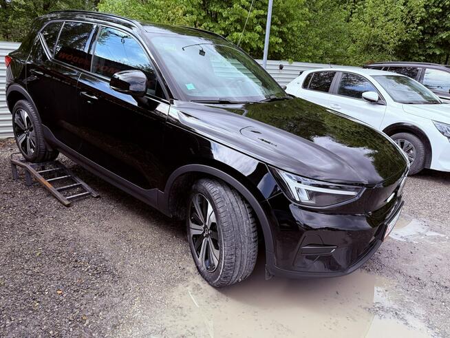 Volvo XC 40 Black-Line. Virtual kokpit. Full led . Zasięg 400Kl.