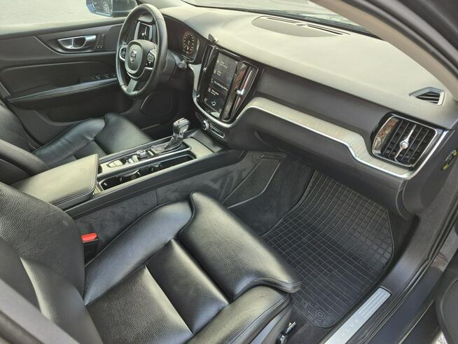 Volvo V90 2.0D3 inscription navi full automat chromy