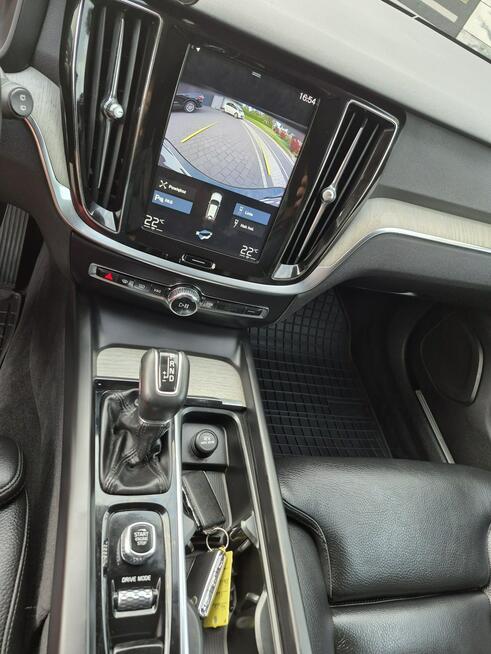 Volvo V90 2.0D3 inscription navi full automat chromy