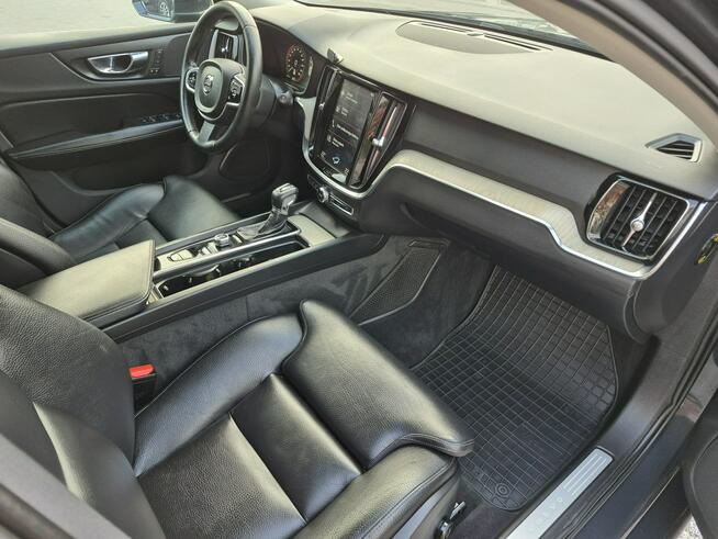 Volvo V90 2.0D3 inscription navi full automat chromy