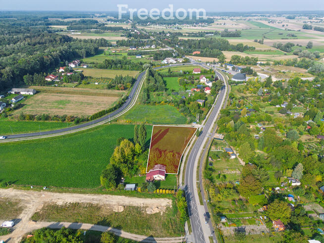 Duża działka budowlana w doskonałej lokalizacji!!