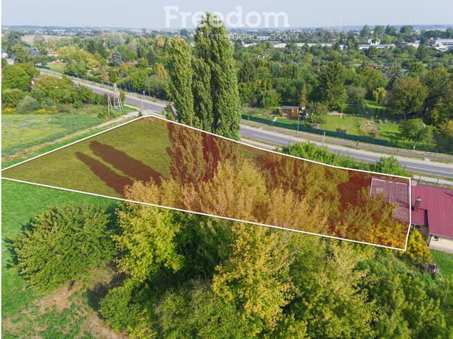 Duża działka budowlana w doskonałej lokalizacji!!