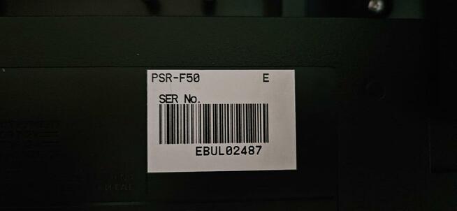 Keyboard YAMAHA PSR F50