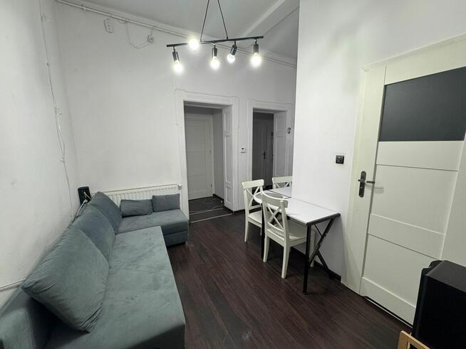 Pokój Jedności Narodowej opłaty w cenie