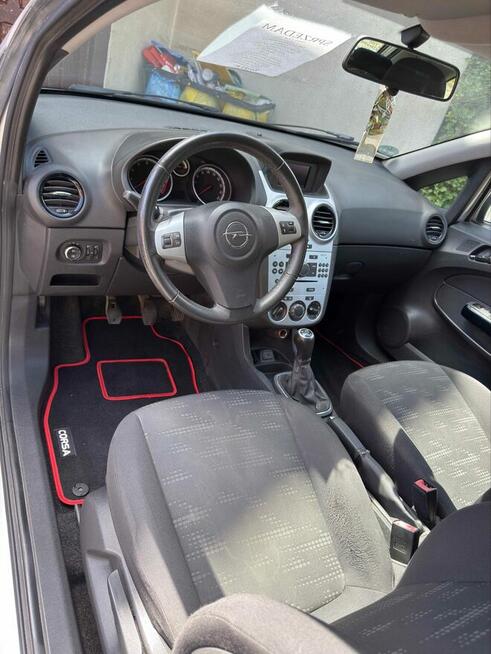 Opel Corsa 2011R bardzo zdrowa