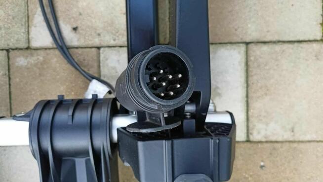 Bagażnik hak Uebler F24 składany 13pin 2 row st.BDB