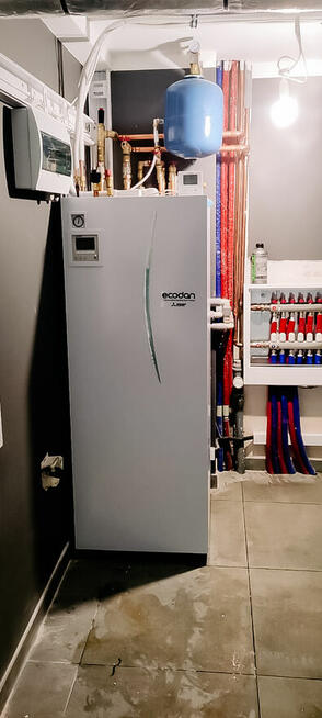 Pompa ciepła Daikin ERGA split szafa hydrauliczna All-In-One