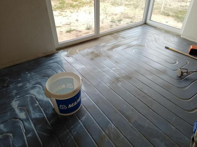 Wylewki samopoziomujące-Mikrocement --Montaż podłóg od A do