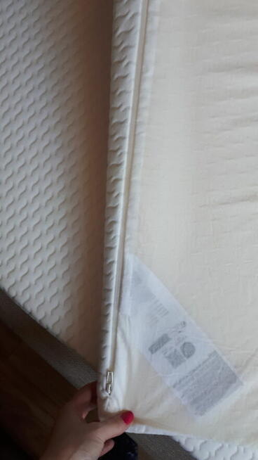 Kanapa rozkładana 140x200 używana + topmaterac wellpur