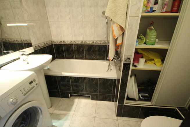 2pok 47met, ok. Drzewieckiego BALKON/PIWNICA/WINDA (Wrocław)