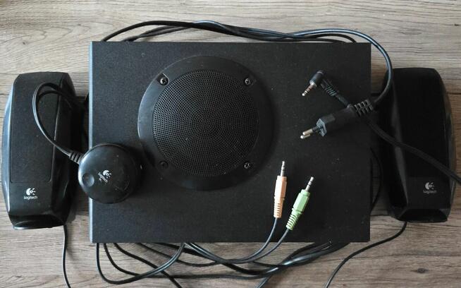 Głośniki + subwoofer Logitech S-220