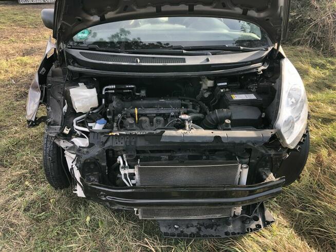 Kia Venga 1.4 benzyna MPI 90KM Klima Uszkodzony Uszkodzona