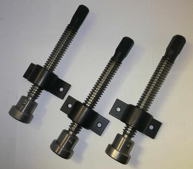 Śruba trapezowa 24x5 ścisk stolarski prasa