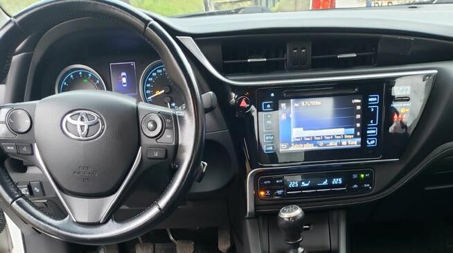 Toyota Corolla 2018 gaz benzyna. Pierwsza rej. 2019