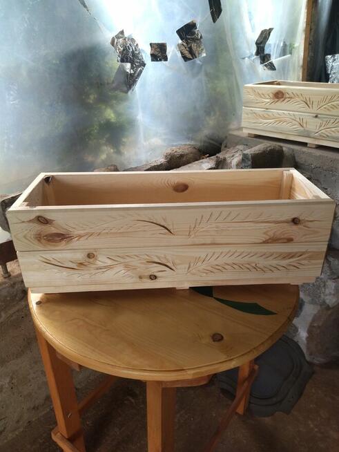 Ławeczki stolyy doniczki