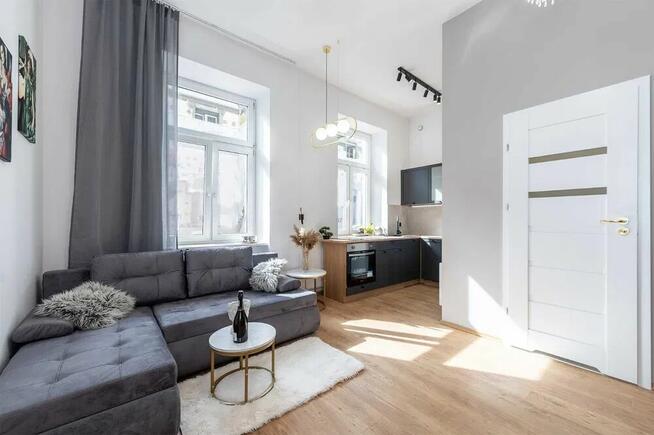 CUDOWNE Dwupokojowe - w samym centrum, obok Fabryczna, od za