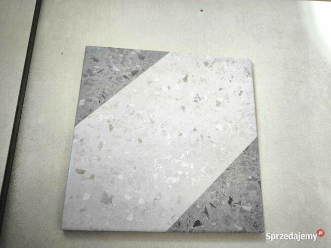 Promocja Piękne płytki WOW Color Decor Grey 18,5x18,5cm