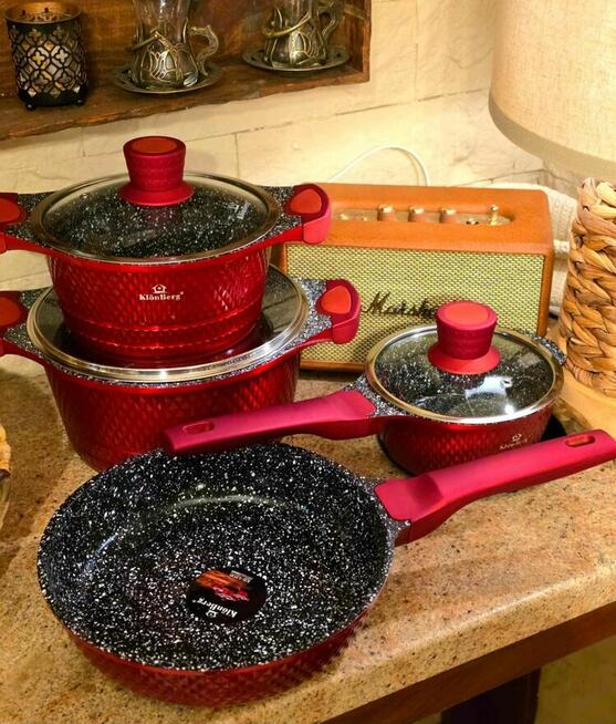 Garnki marmur lakierowane