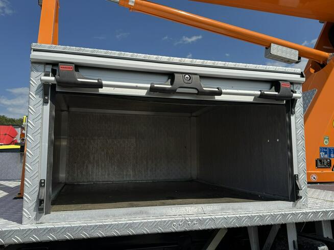 Mercedes Atego 718 E6 4x4 Zwyżka PALFINGER P210 BK Podnośnik Koszowy Wysokość Podnoszenia 21m 100% S