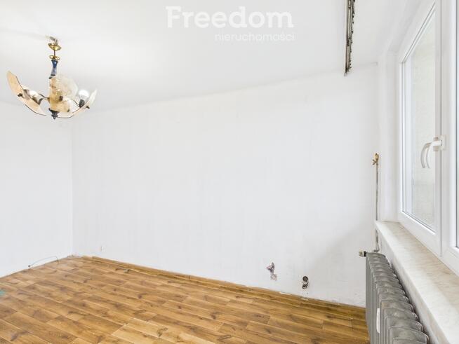 Dwupokojowe mieszkanie z balkonem, do remontu