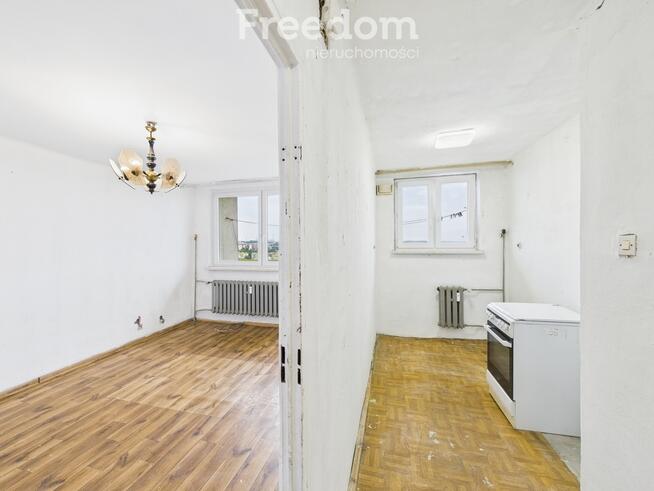 Dwupokojowe mieszkanie z balkonem, do remontu