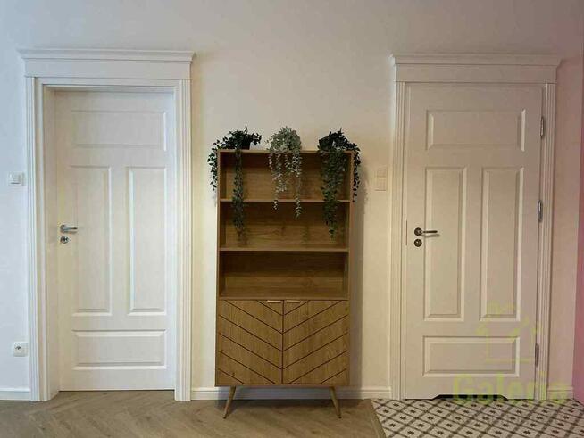 Stare Miasto, 2 pokoje + winda i miejsce postojowe