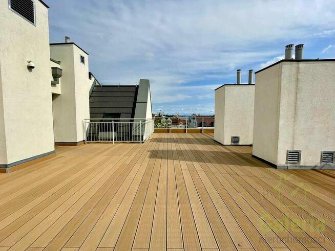 Stare Miasto, 2 pokoje + winda i miejsce postojowe