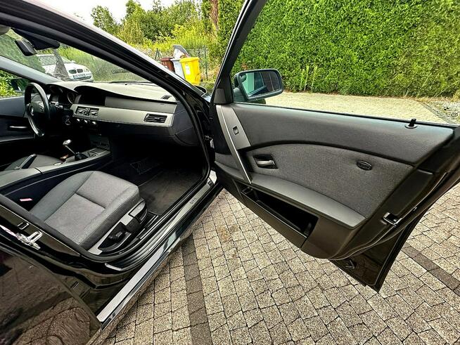 BMW e60 520i 2.2 170KM m54b22 Sedan Manual Xenon Navi 2xPDC Opłacona