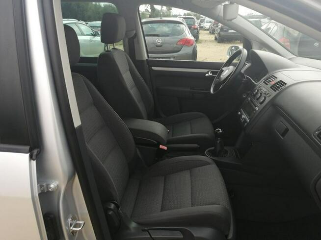 Volkswagen Touran 2.0 149 km klimatronik, elektryka, hak