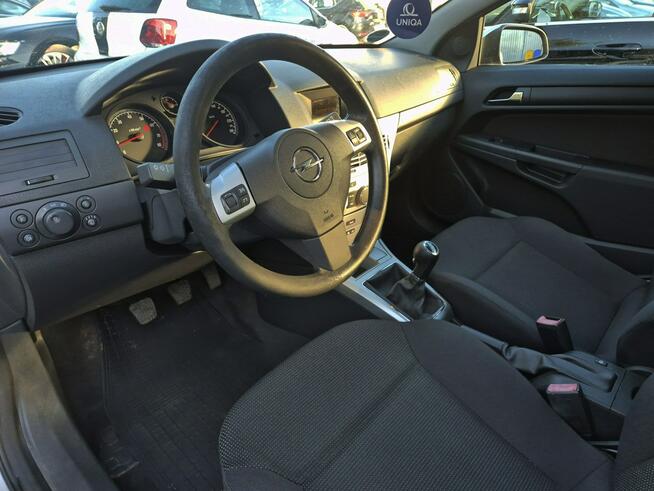 Astra GTC 1.6 benzyna 116km klima TEMPOMAT serwis BEZWYPADEK 2010