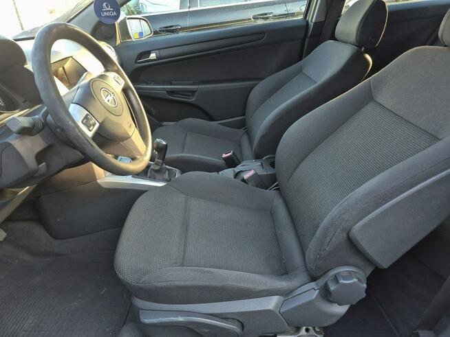 Astra GTC 1.6 benzyna 116km klima TEMPOMAT serwis BEZWYPADEK 2010