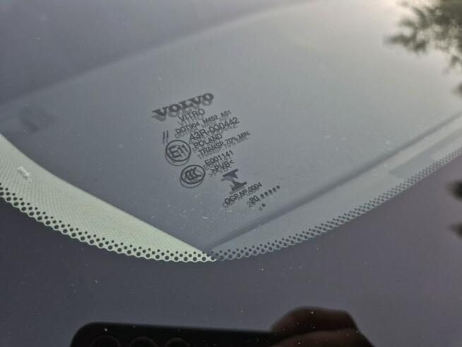 V60 Momentum 2.0 Hybrid 163km ASYSTENT full led NAVI kamera 2021 FV23%