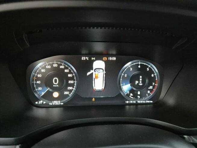 V60 Momentum 2.0 Hybrid 163km ASYSTENT full led NAVI kamera 2021 FV23%