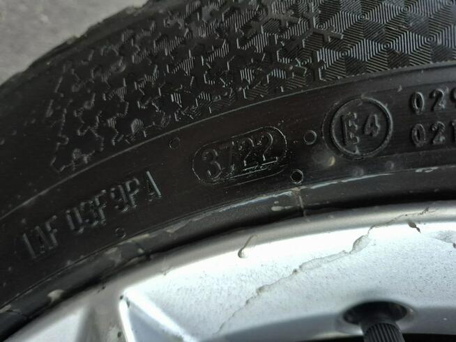 V60 Momentum 2.0 Hybrid 197km ASYSTENT full led NAVI kamera 2022 FV23%