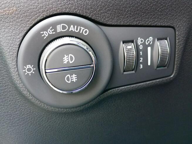 Jeep Compass Najbogatsza wersja SUMMIT w super cenie z PAKIETEM ZIMOWYM+EL. KLAPA