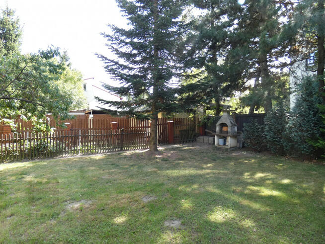 Dom Michałowice, Blisko Wkd