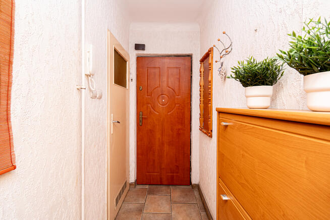 Kawalerka na sprzedaż- PARTER, dogodna lokalizacja