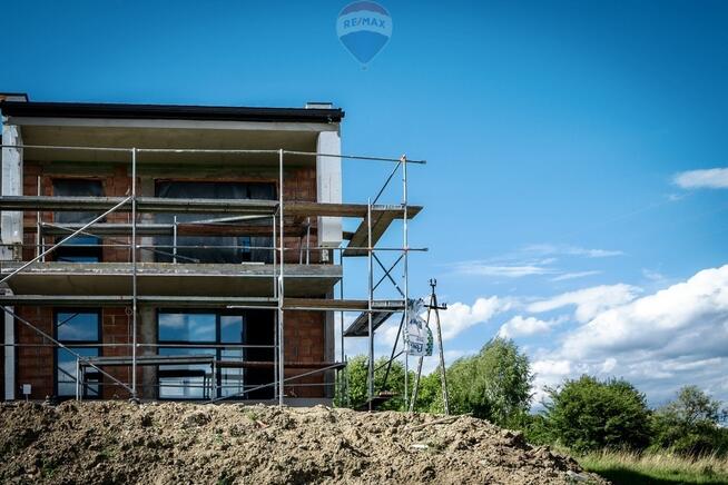 BLACK WEEKS - taras i widok na góry