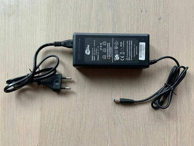 Ładowarka Motus Scooty 10 - oryginalna - okazja!