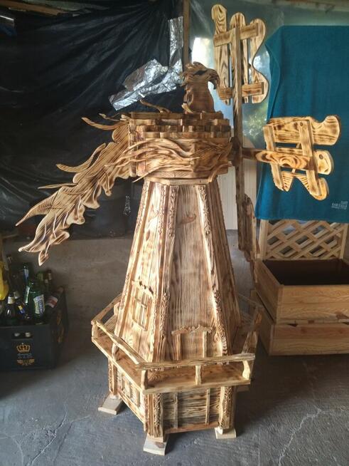 Ławeczki stolyy doniczki