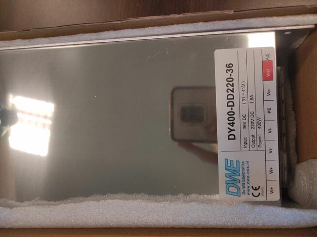 Syndyk sprzeda pakiet sprzętu elektronicznego