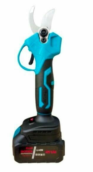 Zestaw narzędzi na wysięgniku