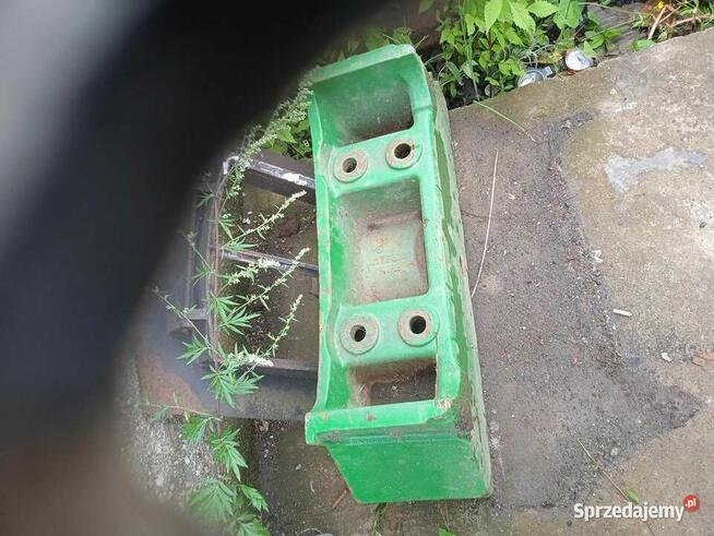 John Deere serie 6000 , 7000 mocowanie pod obciążniki 110 kg