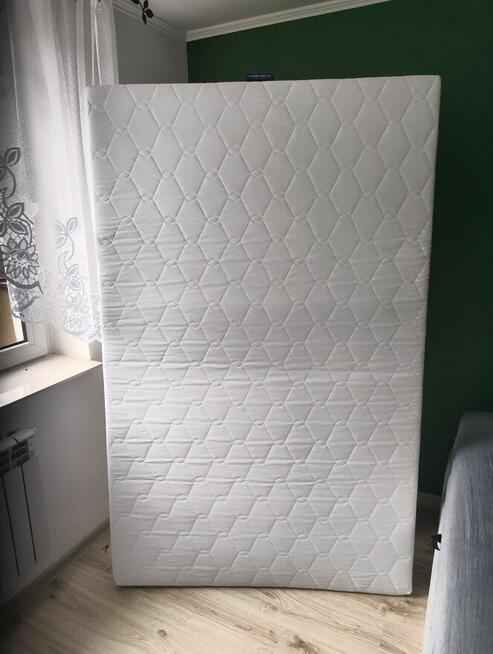 Materac piankowy Rem-Sen 120x190x10 cm H4 – prawie nowy, uży