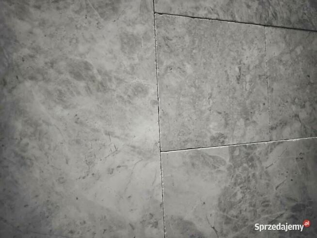 Płytki Marmurowe Royal White bębnowane komplet 0,742 m2