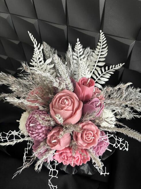 Bukiet ze świec sojowych w różo fioletowy