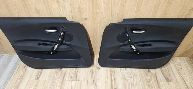Boczki tapicerka drzwi bmw e87 5d