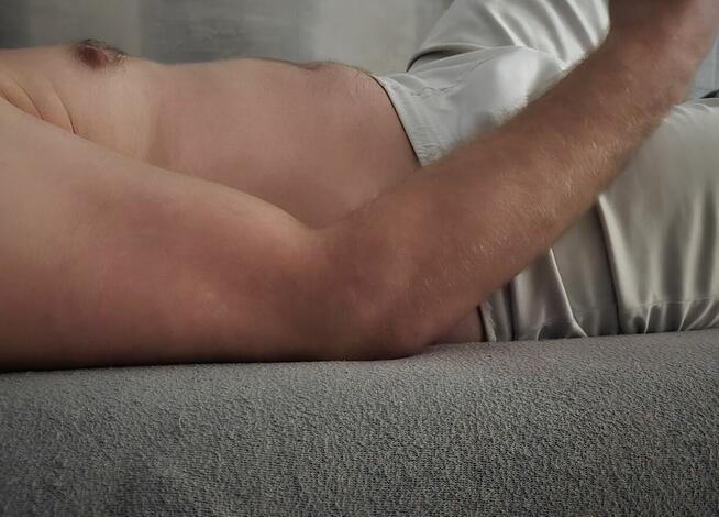 LUŹNE SPOTKANIE: ŻADNYCH PYTAŃ, ŻADNYCH ZOBOWIĄZAŃ