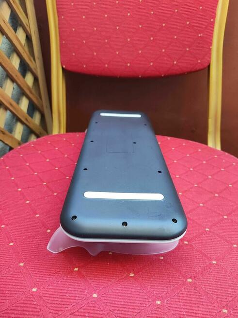 Stacja Ładująca do gogli googli kontrolerów VR Meta Quest 2 3